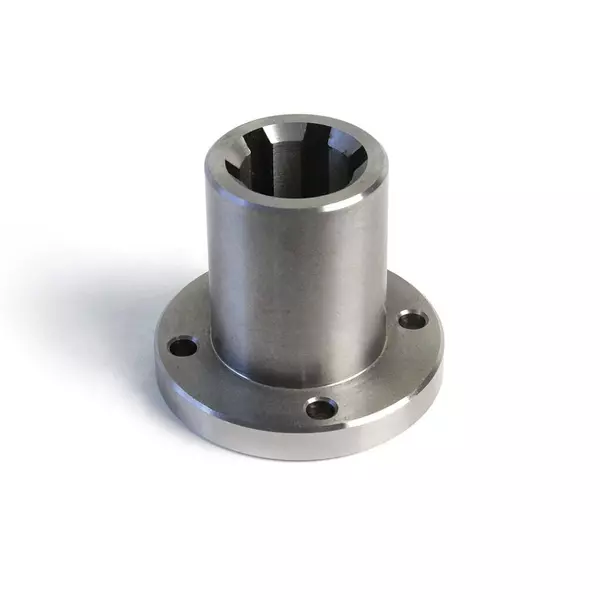 Zylindrische Keilnabe aus Metall mit einem Flansch, der vier Bohrlöcher aufweist.
