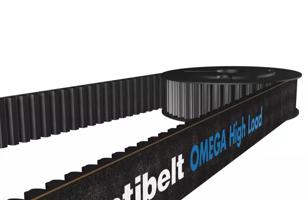 Zahnriemenanschnitt mit dem Aufdruck „OPTIBELT OMEGA High Load“, der als eine Schleife gespannt auf einer Zahnriemenscheibe läuft.
