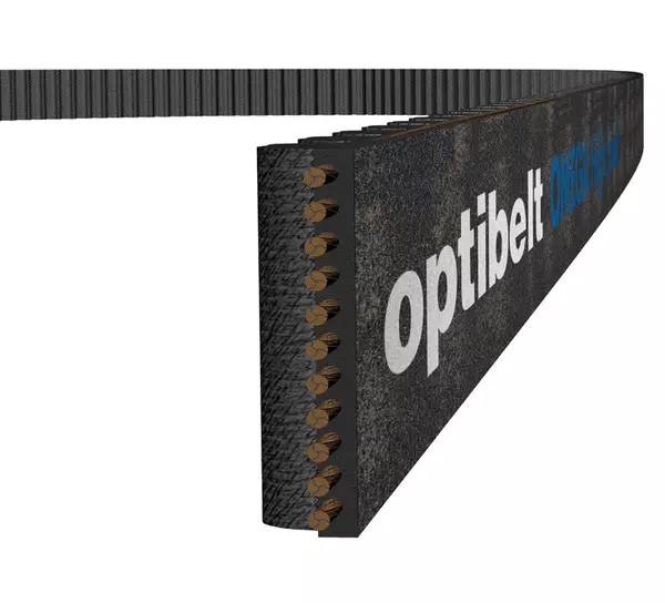 Schwarzer Zahnriemenanschnitt mit der Aufschrift "Optibelt", zeigt eine seitliche Ansicht mit sichtbaren Verstärkungen im Inneren.