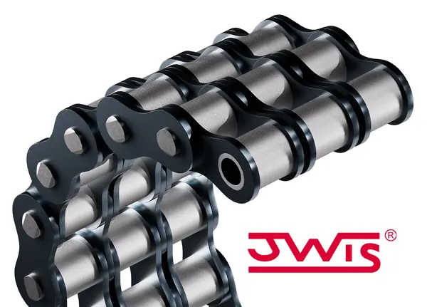 Dreireihige Jwis-Rollenkette in Nahaufnahme mit dem JWIS-Logo unten rechts.